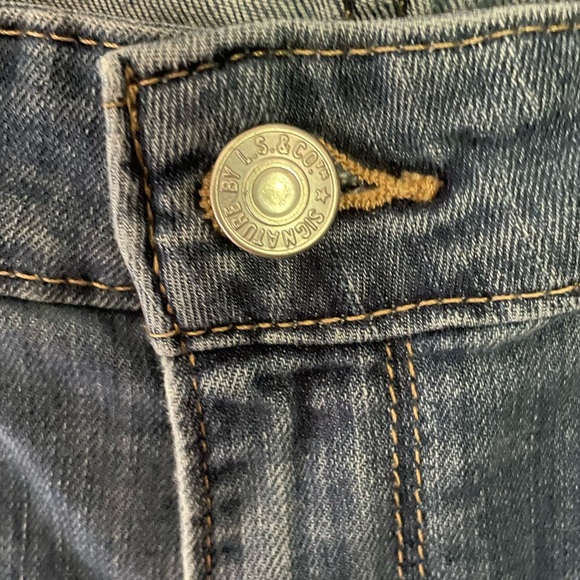 Vintage Signature by Levi Straus Co. Mid Rise Slim Fit Denim Jeans - Picture 4 of 7